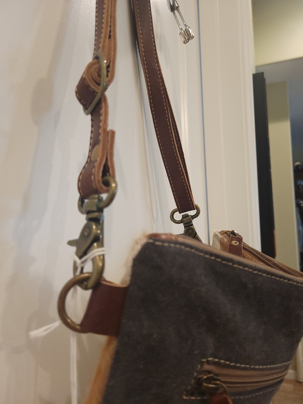 Myra Bag Tan and White Cowhide Aztec Shoulder Bag - Picture 4 of 4